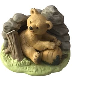 Franklin Mint Woodland Surprises Porcelain Bear Figurine.